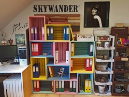 Barevný kancelářský nábytek nyní od SKYWANDER